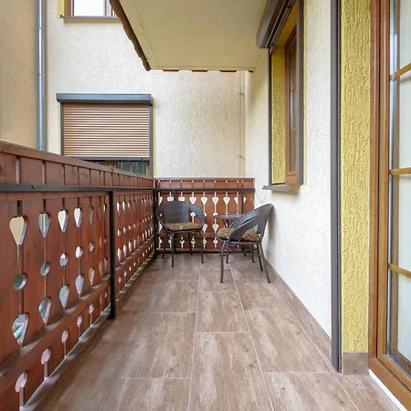 Apartment Vacationclub - Osiedle Podgorze 1c 5 *